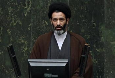 دبیر کمیسیون صنایع و معادن مجلس  :  فروش کالای قاچاق به شرط نداشتن تولید داخلی